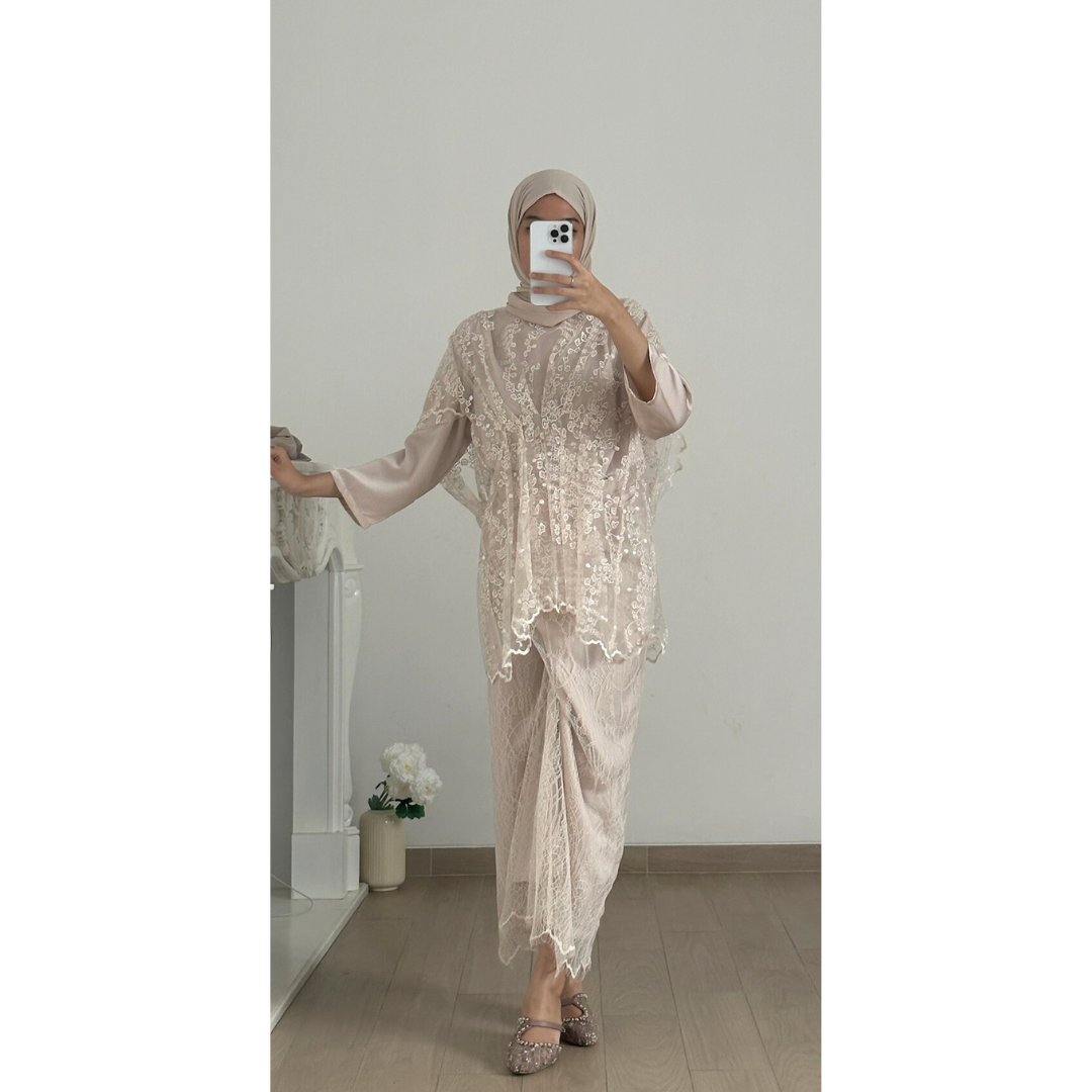 Ella Cape Kebaya Set
