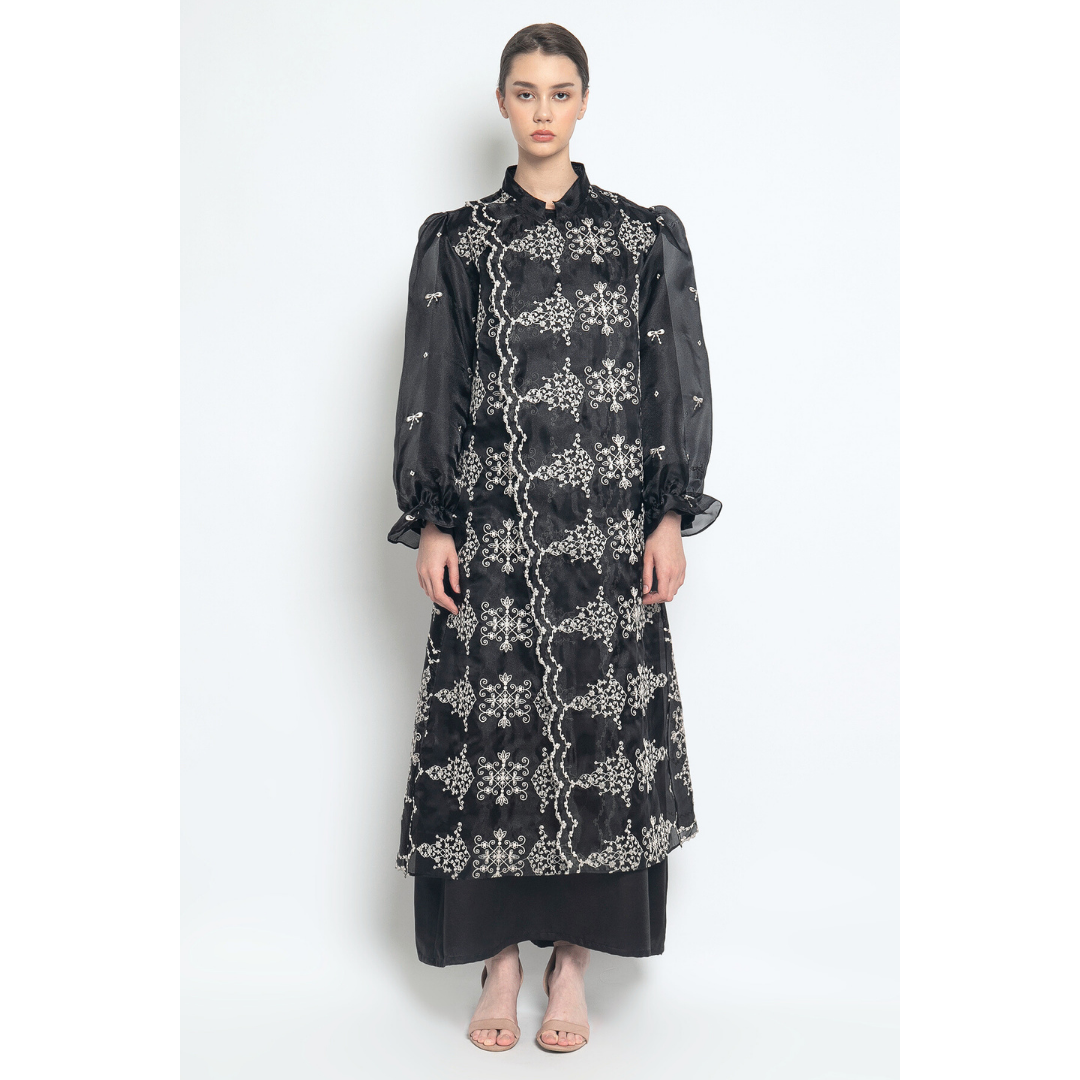 Ishani Asymmmetric Outer